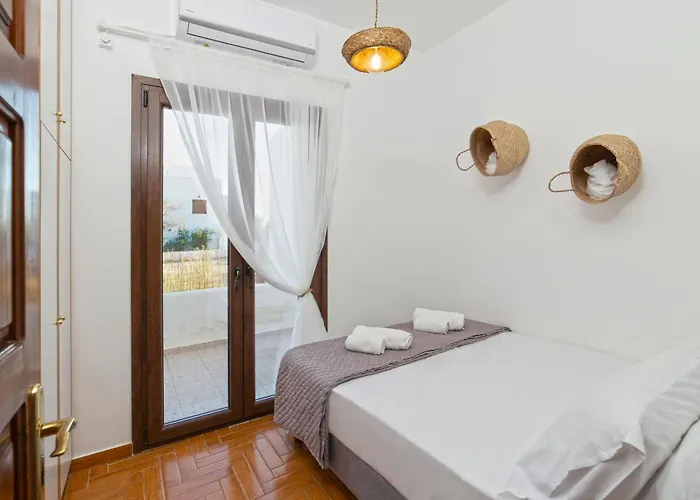 Beluga & Belugaki Casa בית נופש באטסי