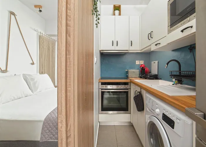 בית נופש Beluga & Belugaki Casa באטסי